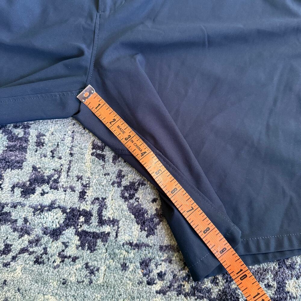 Johnnie-O 9” Inseam Cross Country Prep-Formance Shorts High Tide Sz 40 - Picture 5 of 6